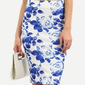 NWOT [SheIn] Floral Split Knee Skirt